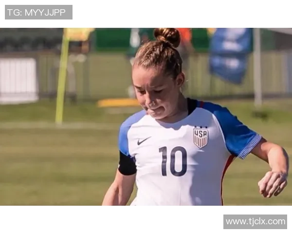足球场上的梦想女主角 她如何成为耐克广告的璀璨星光